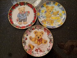 Franklin Mint angol porcelán aranyozott dísztányérok Teddy maci dekorral