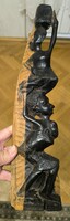 Különleges Afrikai figurális fafaragás szobor csoport kétszinű fàból készült. Videó.