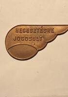 Hegesztésre jogosult: Bromz. dr. Berényi Zsuzsanna Ágnes)" hagyatékából,