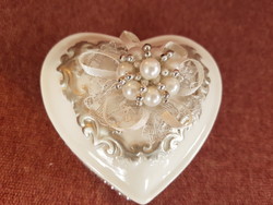 Gyönyörű porcelán szív alakú ékszer tartó