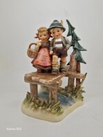 Hummel Goebel nagy figura 472 on our way kisfiú és kislány a hídon TMK7 22cm