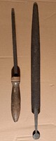 Régi kovácsolt szerszám asztalos serszám ráspoly reszelő. Mérete: 47 cm.
