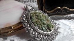 CSODÁS MEDÁL : zöld aventurin ásványkő markazitok ölelésében - Art&Decoration