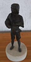 Antik bronz szobor -olvasó fiú gyermek