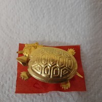 Miniatűr mozgó teknősbéka.