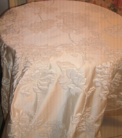 Meseszép szecessziós stílusú ágyterítő