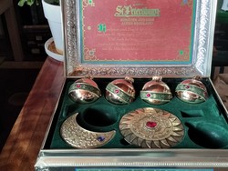 Különleges karácsonyfa díszek