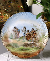 AJÁNLATÁT VÁROM! Antik porcelán, részben kézzel színezett, zsánerjelentes falitál