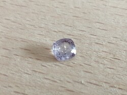 0.77ct Elképesztően Ragyogó, Gyönyörű Lila Spinell Ékkő