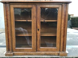 Biedermeier almárium felső- oszlopos falitéka...87x75x33cm