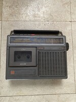 Sharp GF-1754 kazettás rádió