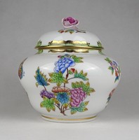 1U069 Régi Viktória mintás nagyméretű Herendi porcelán bonbonier VBO