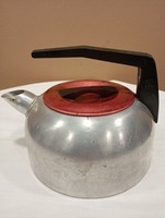 Retro aluminium teafőző