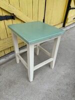 Masszív fa hokedli  szék  emlék hagyaték nosztalgia faszék