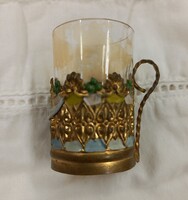 Pici üveg pohár díszes fém tartóban