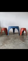Sori Yanagi Elephant stool stílusú üvegszálas ülőkék és asztal