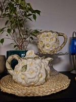 Majolica teáskancsó és kiöntő