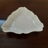 Fehér Herendi porcelán háromszög alakú köretes kínáló tál