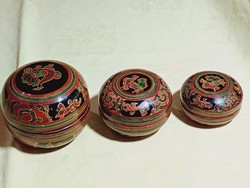 Doboz kerek fa lakkdoboz 3db egymásba ágyazva Burma 1940-retro