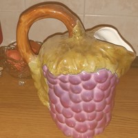 Szőlő mintás porcelán kancsó