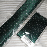 Kézzel készült 100% selyem nyakkendő+öltönyzsebkendő szettben - ÚJ