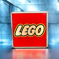 Retro, vintage design kétoldalú LEGO világító reklámtábla, neon reklám