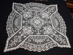 Rece csipke kézimunka terítő , lakástextil dekoráció , asztalközép 96 x 93  cm