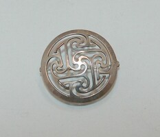 Csodalatos  ír ezüst bross/ melltu Desmond A. Byrne dizajn