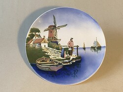 NÉMETALFÖLDI, HOLLAND SZÉLMALOM, VITORLÁSHAJÓ, CSÓNAK ÉLETKÉP MÁZAS KERÁMIA FALITÁL 28 CM