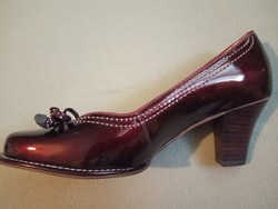 Clarks női magassarkú félcipő 37, bordó metál lakk, elegáns, új