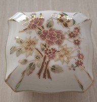 Zsolnay porcelán pillangó mintával ékszerdoboz  bonbonier 7,5 cm x 7,5 cm