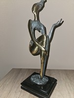 Absztrakt bronz szobor