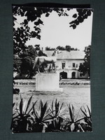 Képeslap,Bábolna,állami gazdaság,lótenyésztés,park,ló szobor látkép,részlet,1972-