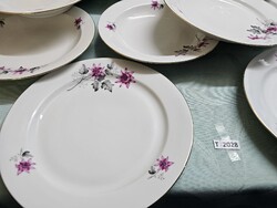 T2028 Alföldi virág mintás tányérok 6 leveses, 5 lapos, 4 desszertes 23-24-19 cm