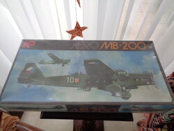 Bontatlan 1:72 KP Aero MB-200 makett repülőgép