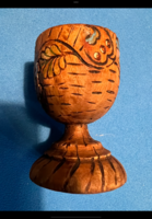 Régi különleges faragott-festett kis tojás tartó