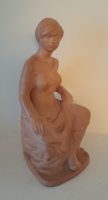 Képcsarnokos Zsin Judit  - terrakotta szobor, jelzett 26cm