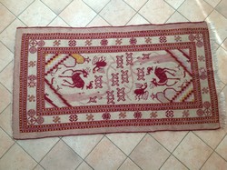 PERZSASZŐNYEG - KÉZI CSOMÓZÁSÚ - CSODASZARVAS ÉS TURUL MOTÍVUM; 120X220 cm - Az 1930-as évekből