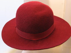 Bordó női filc kalap