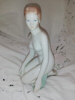 Aquincum "Térdeplő akt törülközővel"   A2