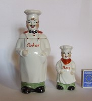Régi, nagyon aranyos porcelán figura: cukortartó és borsszóró, fűszertartó -szakács,kukta egyben