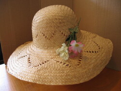 Szalma női kalap széles karimával