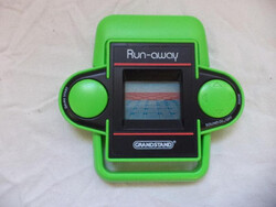 [CAB] Run-away retro kvarcjáték, Grandstand (585)