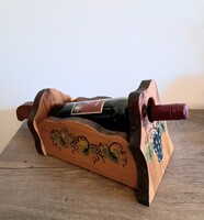 Retro fa borosüveg tartó, bor kiöntő
