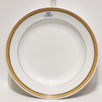 Herendi tányér "MT" monogrammal.