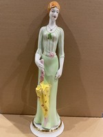 Hollóházi porcelán esernyős nő