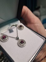 Ezüst medál es fülbevaló szett valódi rubellit drágakővel es feher zafírral