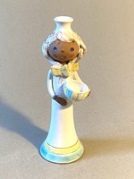 KELEMEN ERZSÉBET LÁNY TÁLLAL, FESTETT, MÁZAS KERÁMIA RETRO LÁNY SZOBOR 19.5 CM