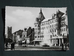 Képeslap,Debrecen,Arany Bika szálló,Zsolnay szökőkút látkép,részlet, 1965-