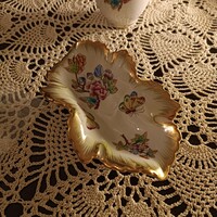 Viktória mintás herendi porcelán kínáló 15cm